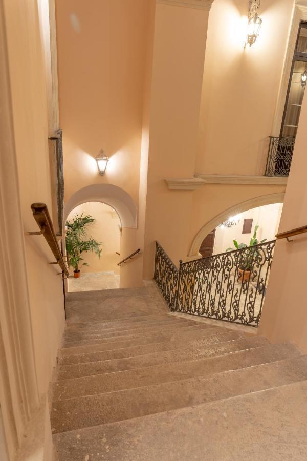 Il Cavaliere Al Borgo Antico Hotel Copertino Exterior photo